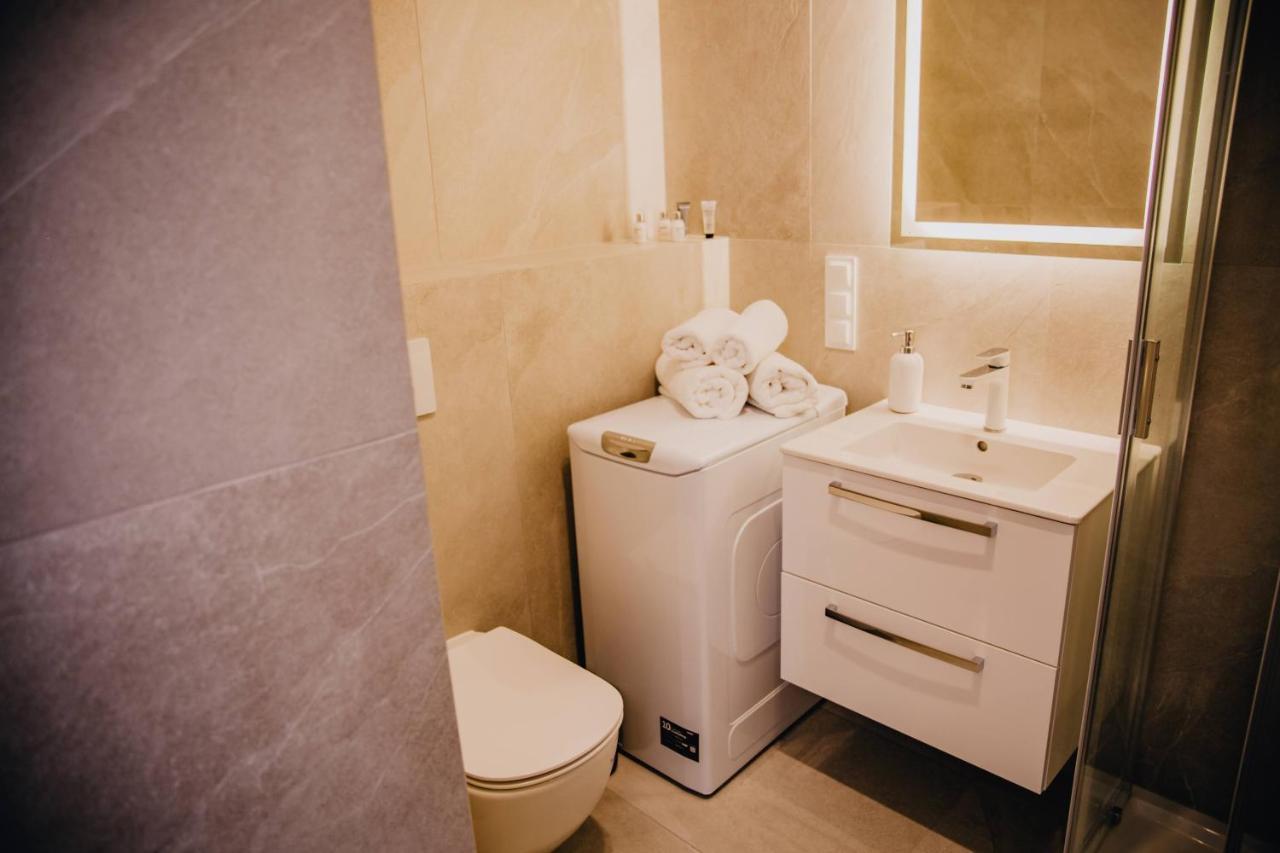 Jbhotels Apartament Premium Hanza Tower Estetino Exterior foto